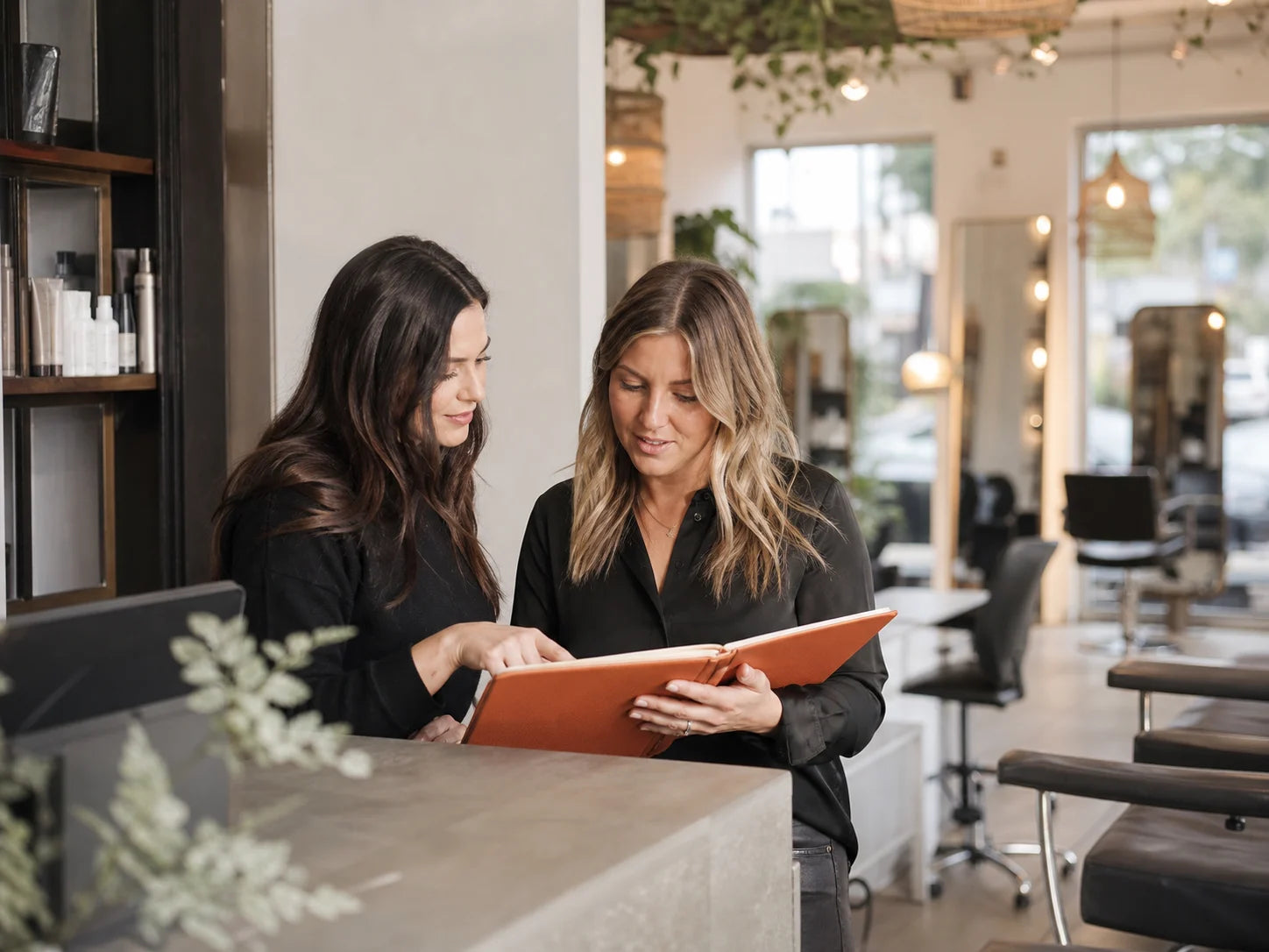 AI scheduling workflow for personal and local service businesses